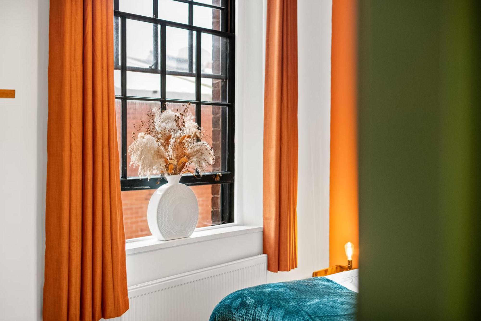 Spacious Birmingham City Apartment Экстерьер фото